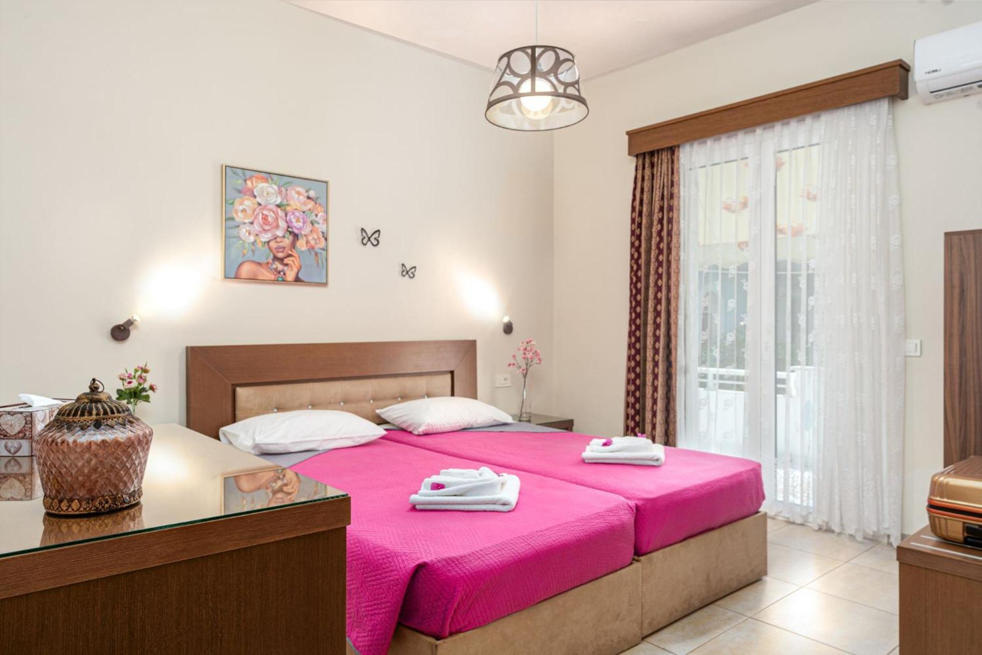 Stathis Beachfront Luxury Rooms Kalamákion Chambre photo