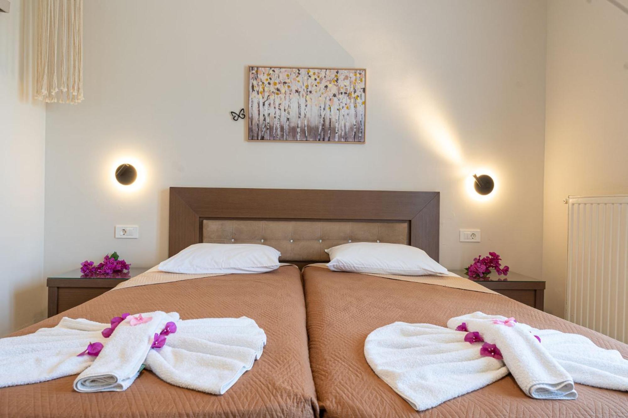 Stathis Beachfront Luxury Rooms Kalamákion Chambre photo